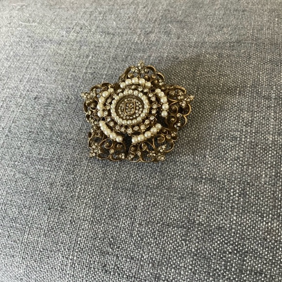 Vintage De Nicola Pin Brooch Faux Pearls Rhinestones Star Filigree Gold Tone - Picture 5 of 7